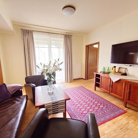 Jasny Dwor Otel Polanica-Zdroj Dış mekan fotoğraf