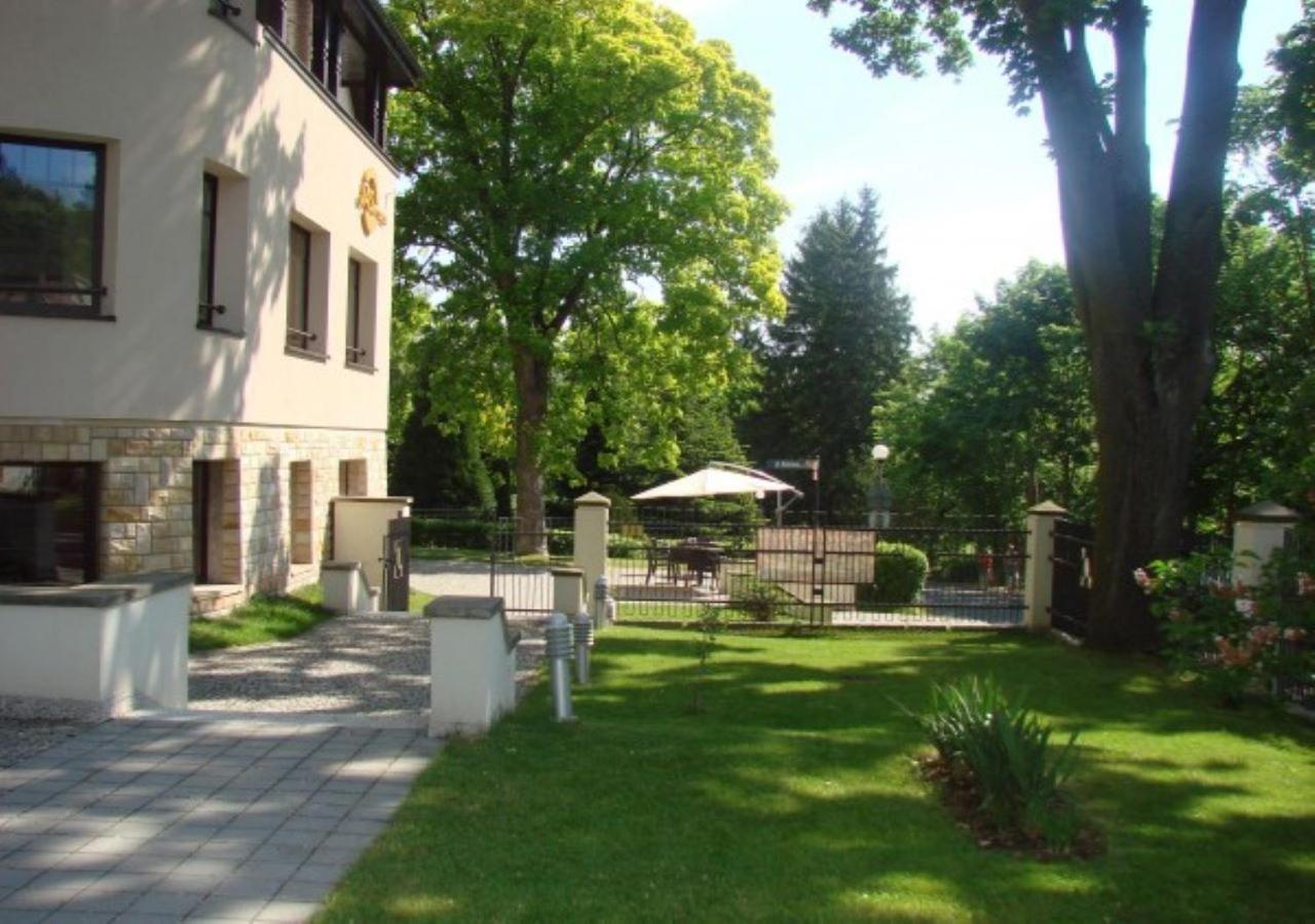 Jasny Dwor Otel Polanica-Zdroj Dış mekan fotoğraf