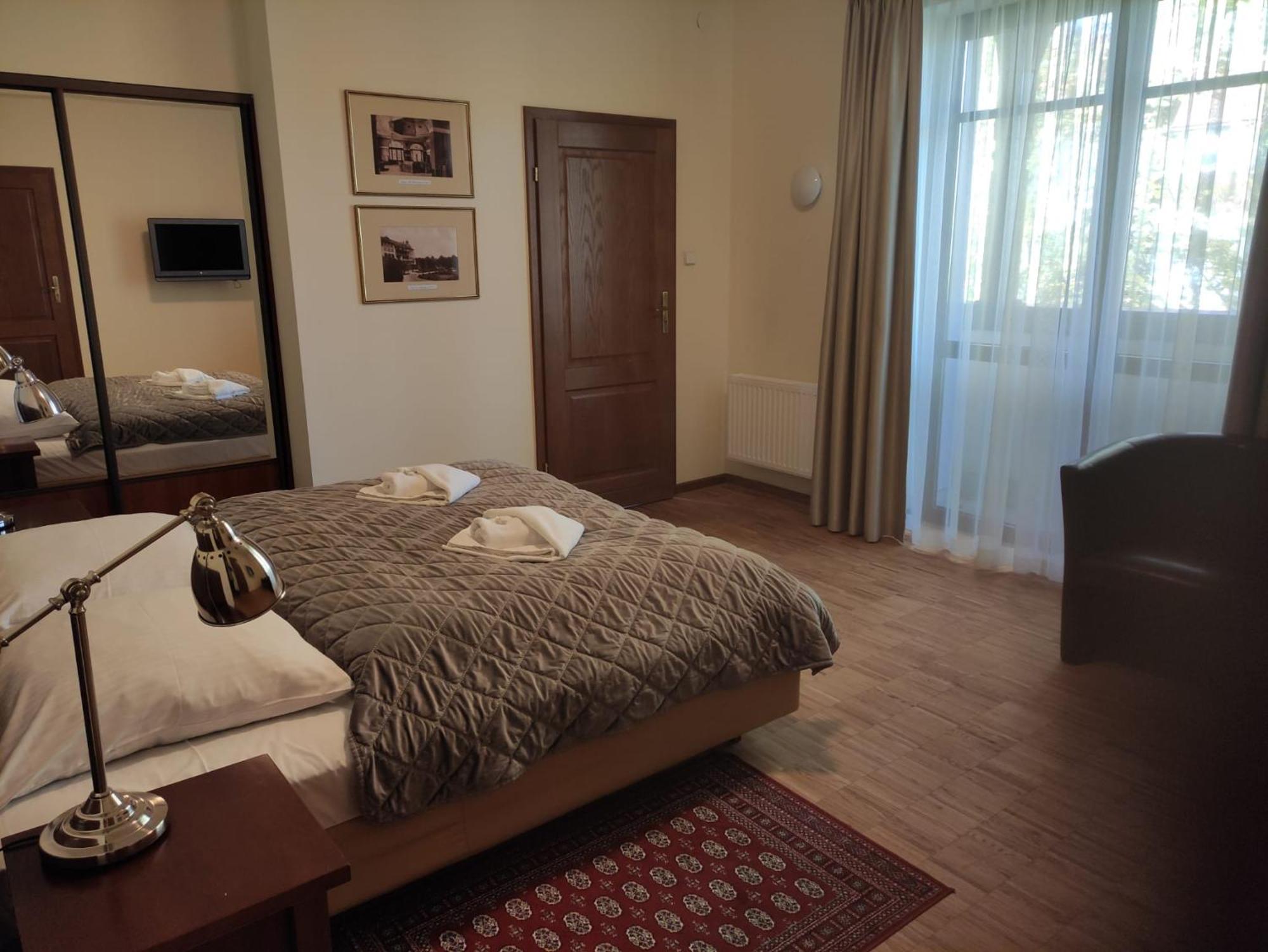 Jasny Dwor Otel Polanica-Zdroj Dış mekan fotoğraf