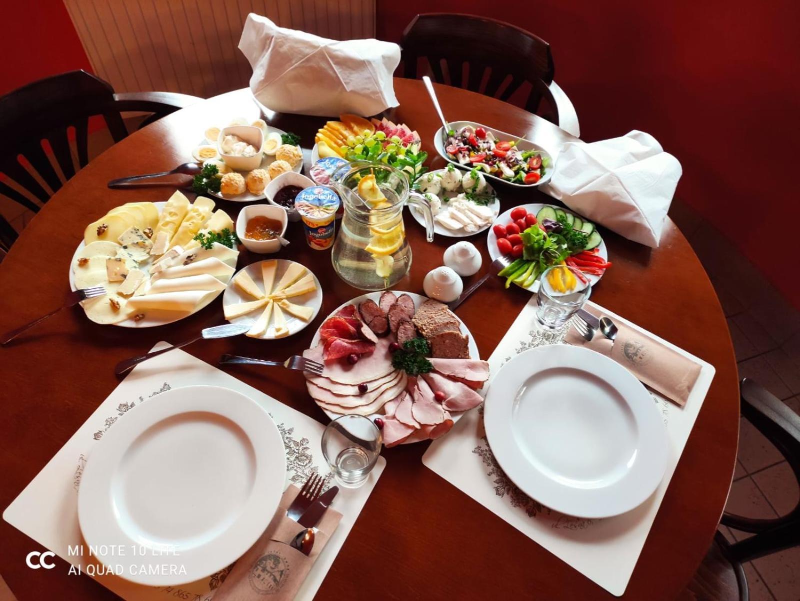 Jasny Dwor Otel Polanica-Zdroj Dış mekan fotoğraf