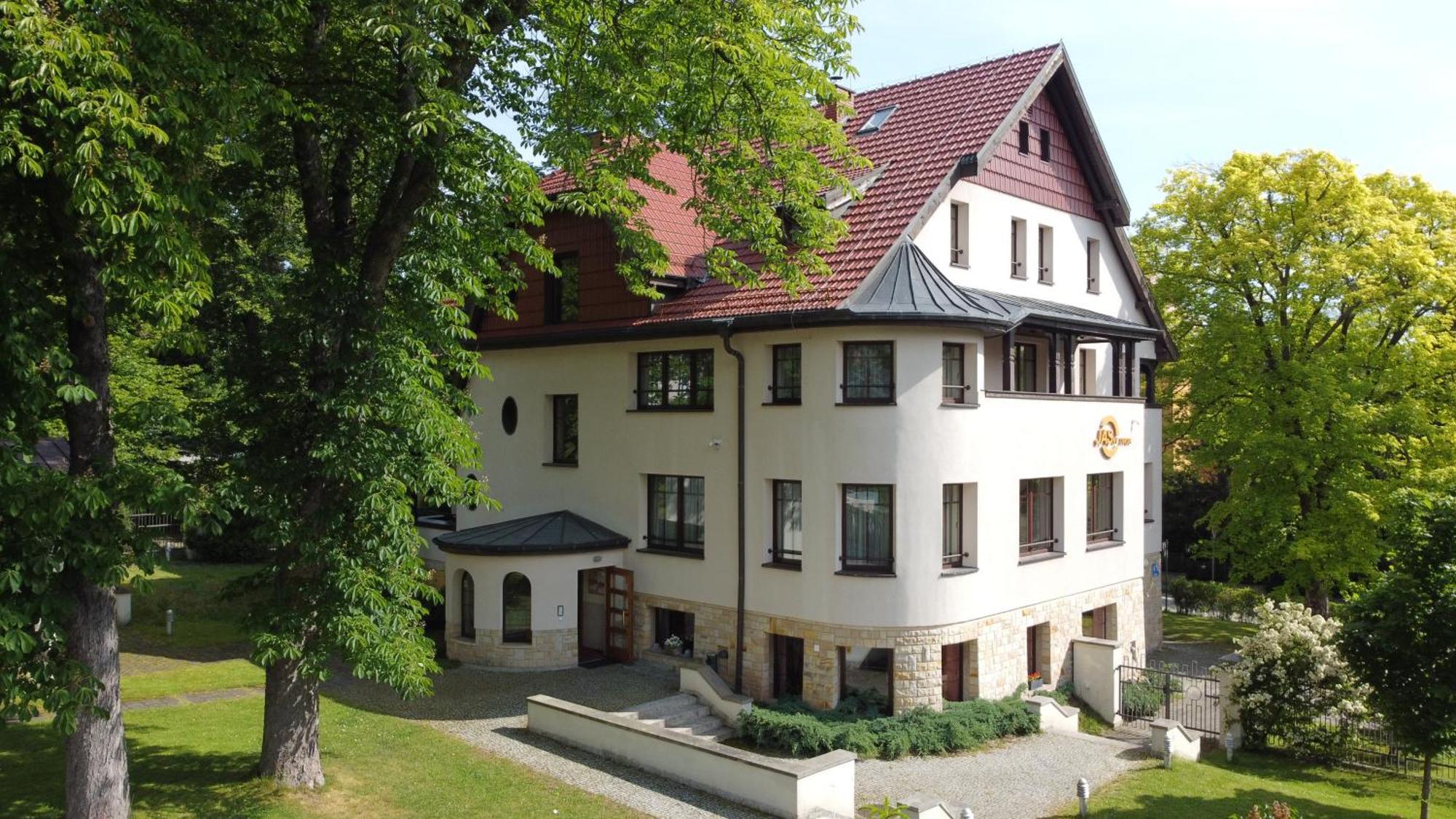 Jasny Dwor Otel Polanica-Zdroj Dış mekan fotoğraf