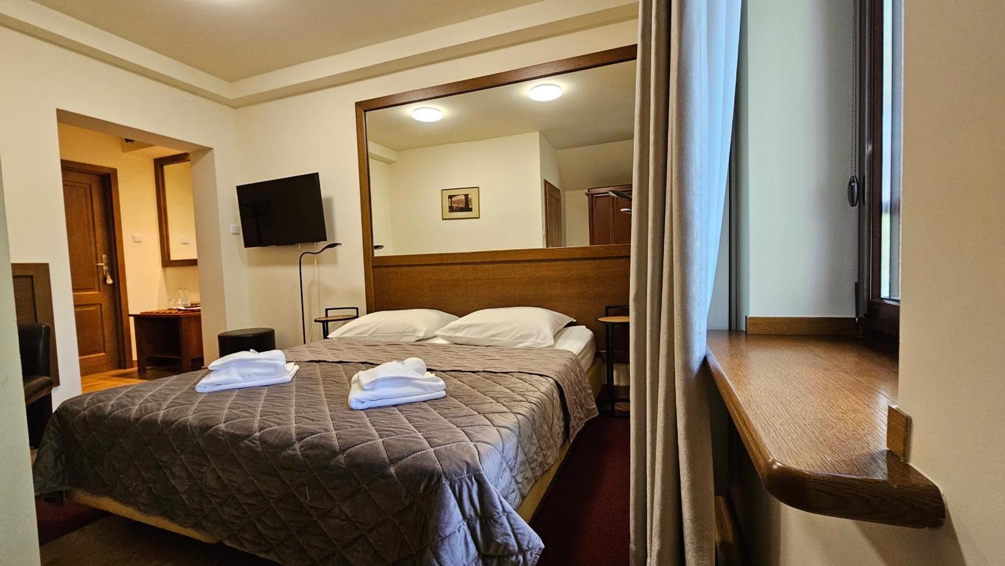 Jasny Dwor Otel Polanica-Zdroj Dış mekan fotoğraf