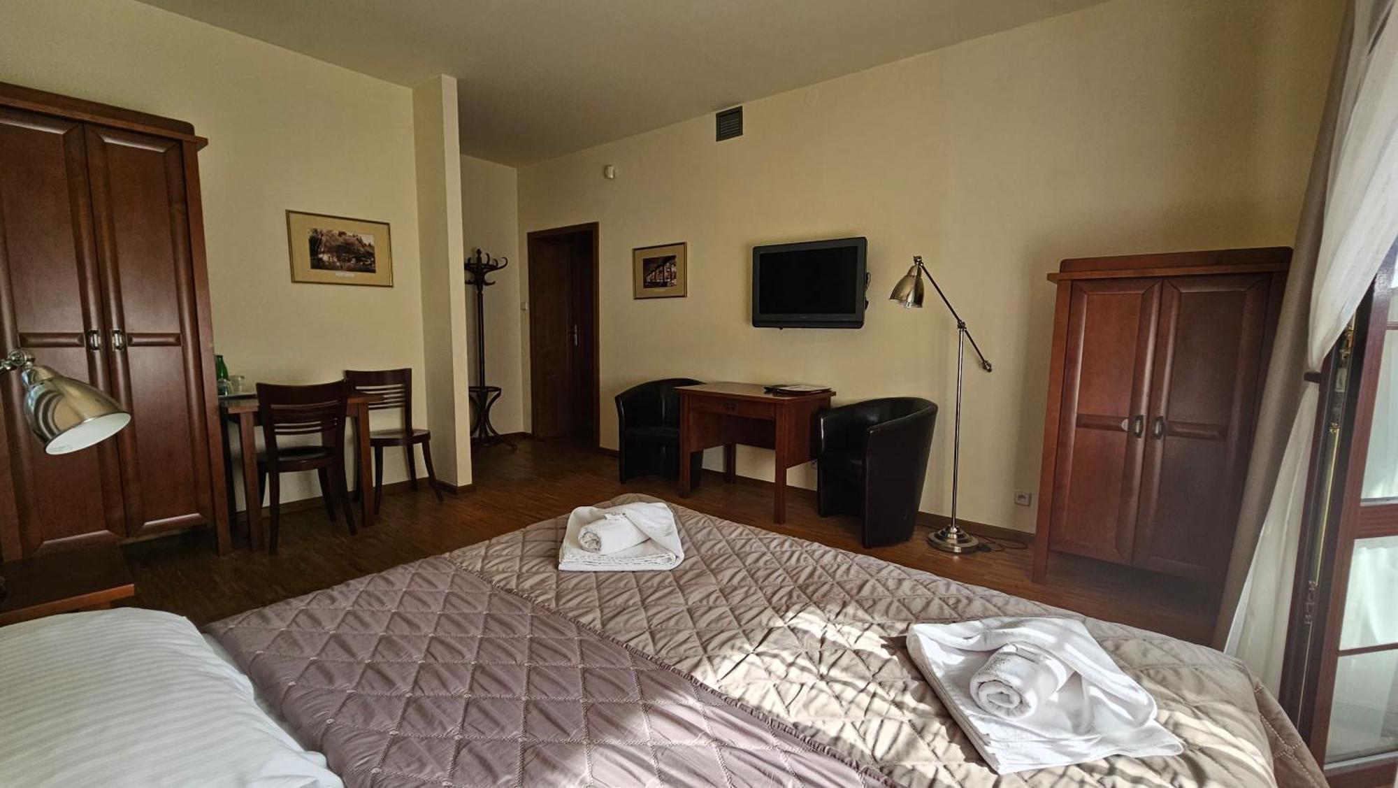 Jasny Dwor Otel Polanica-Zdroj Dış mekan fotoğraf