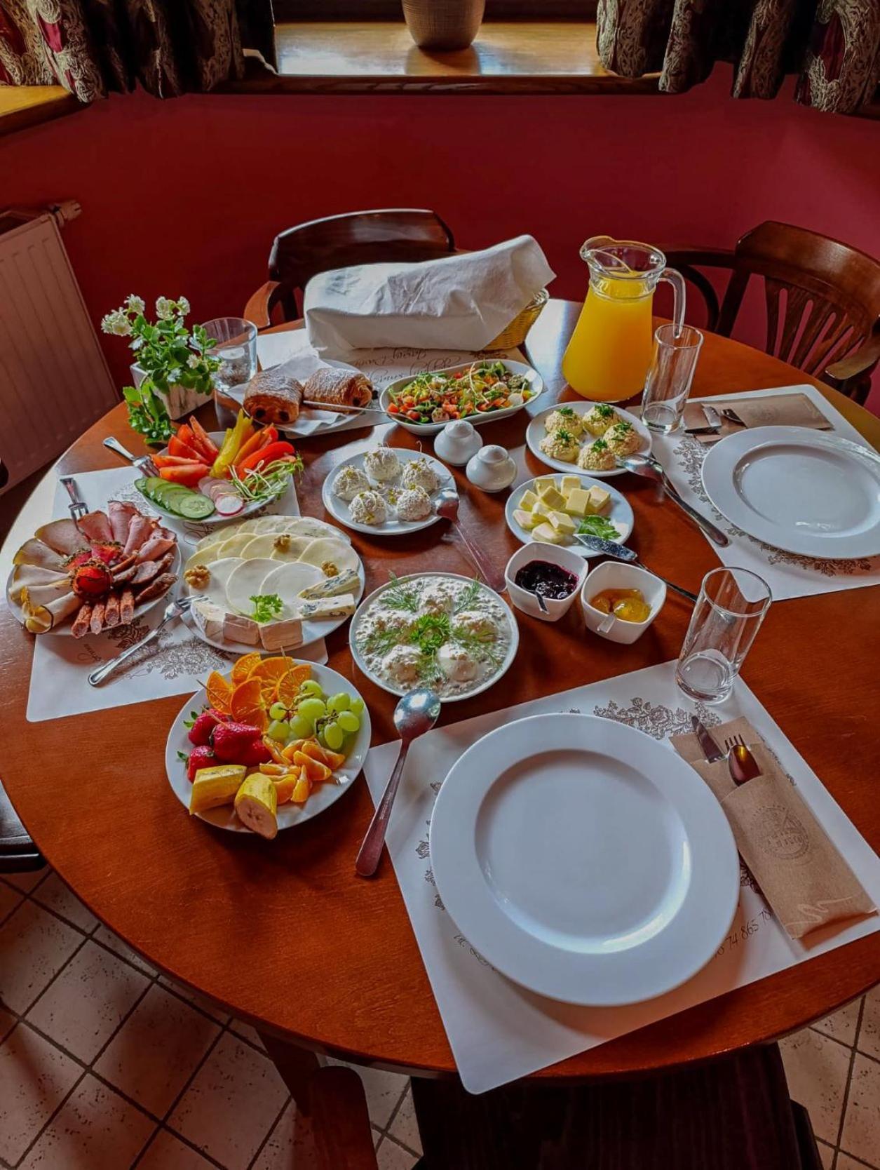 Jasny Dwor Otel Polanica-Zdroj Dış mekan fotoğraf